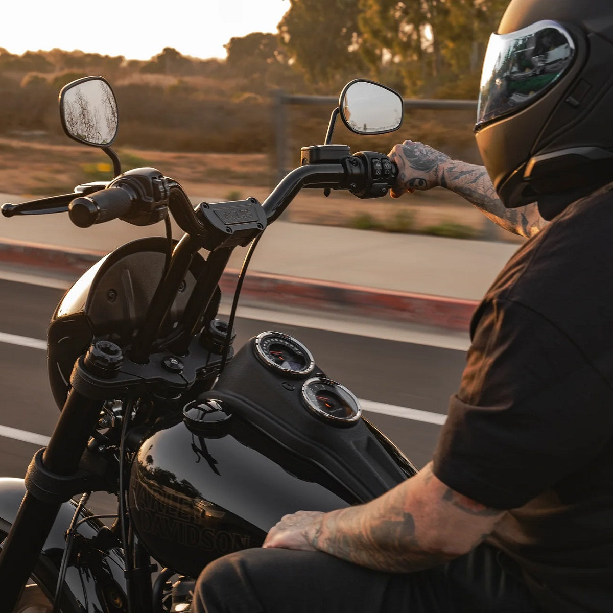 Image of Pullback Riser & Moto Bar for 2020-2021 Low Rider S