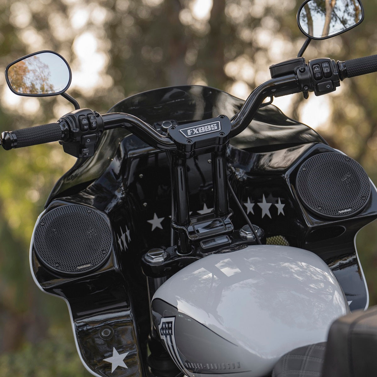 Image of Pullback Riser & Moto Bar for 2018-2024 Street Bob